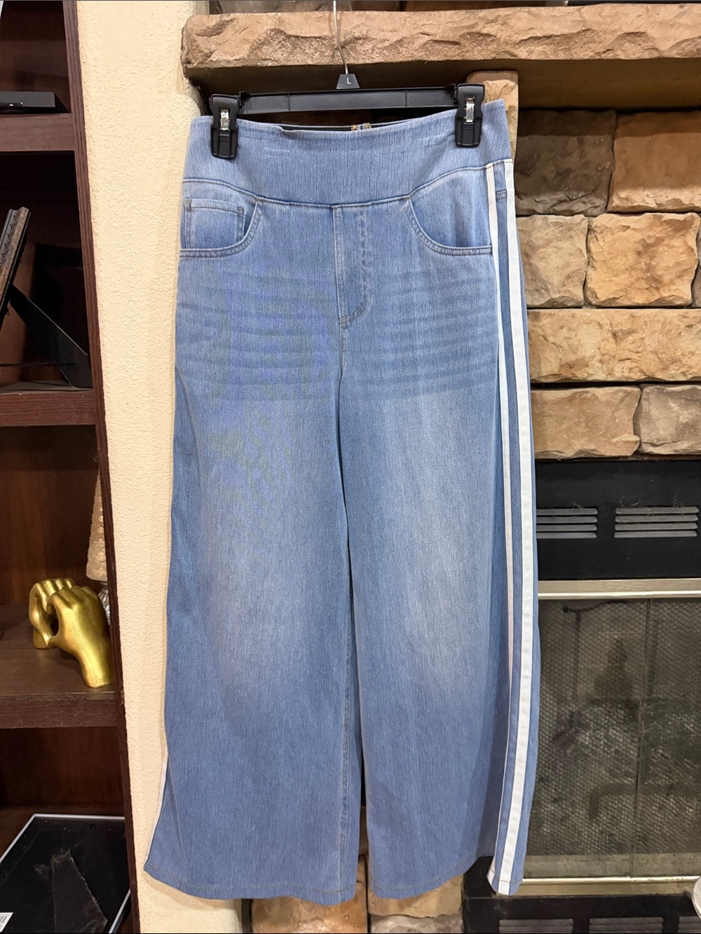 HALARA Light Blue Wide Leg Jeans with White & Navy Side Stripes